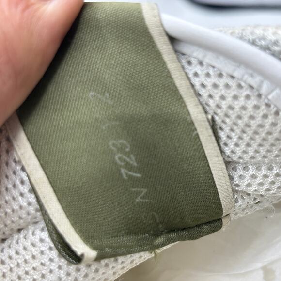VALENTINO GARAVANI Camouflage Rockrunner Sneaker Rockstud White Grey Sz 43 - Picture 12 of 16